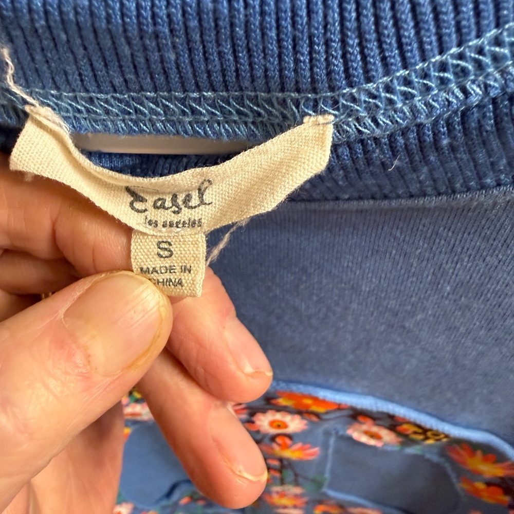 Easel Blue Top with Vibrant Floral Peace Sign Design - Picture 5 of 12